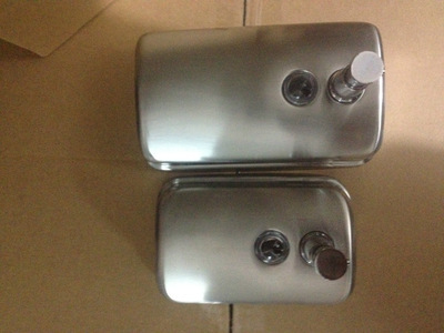 纯正304不锈钢皂液器选购指南 聚焦潮安金石镇保源不锈钢制品厂